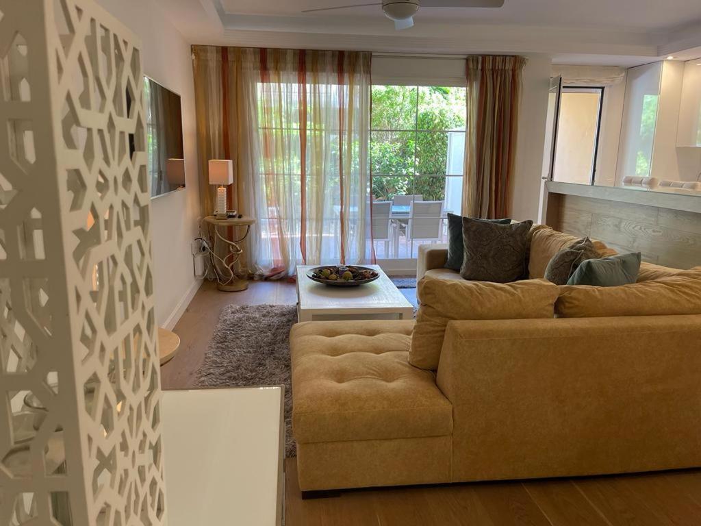 Apartment Playa Residencial Con Piscina